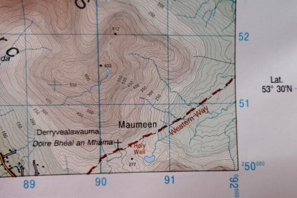 voormalige legerofficier geeft 9 wandeltips kaart lezen navigeren connemara