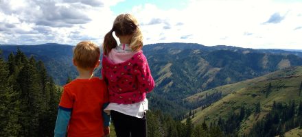 wandelen met kinderen vakantie kindvriendelijk wandeltips